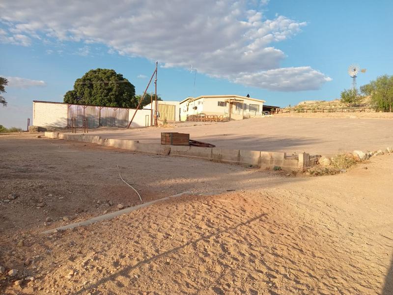 4 Bedroom Property for Sale in Kakamas Northern Cape